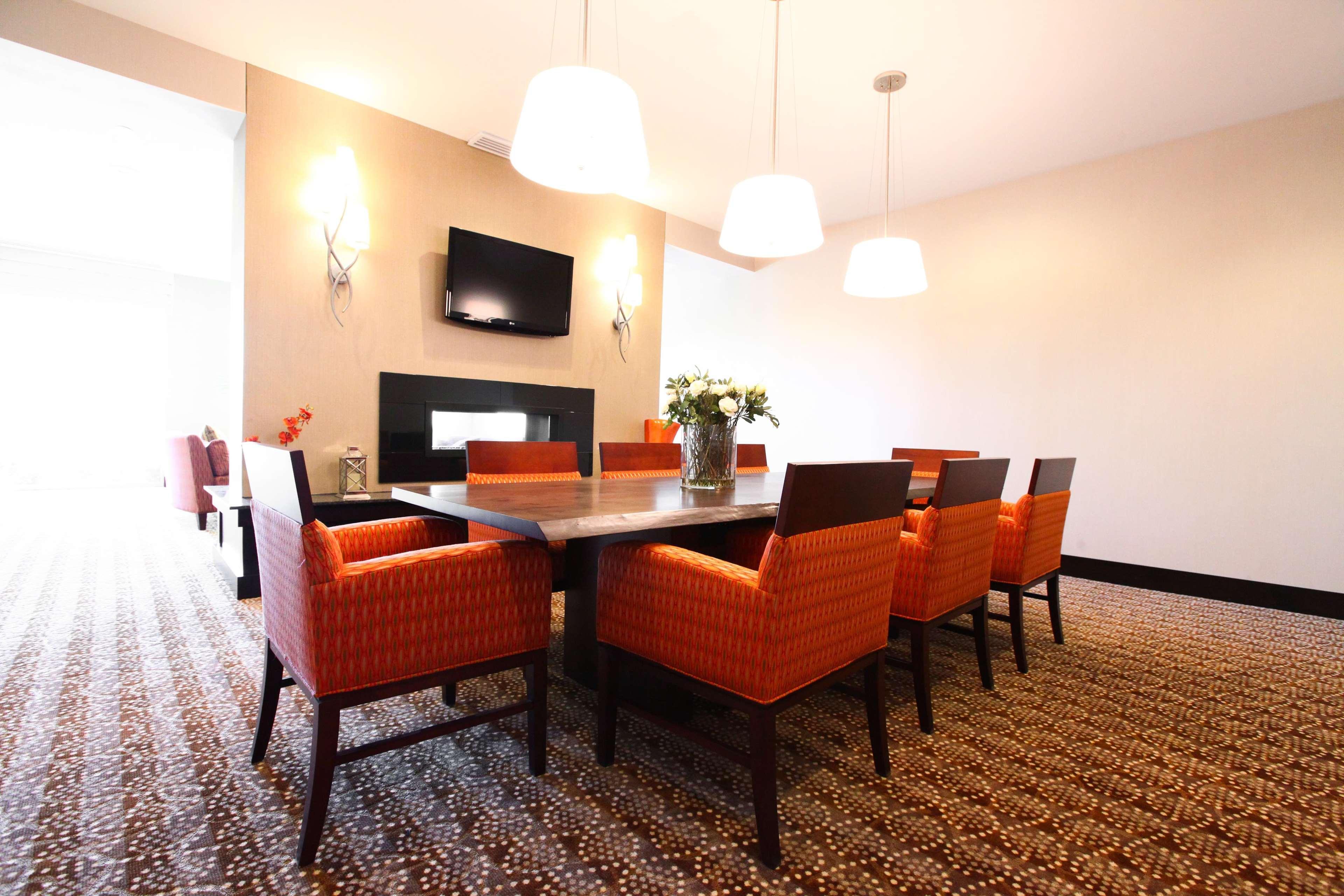 Hilton Garden Inn Olathe Zewnętrze zdjęcie