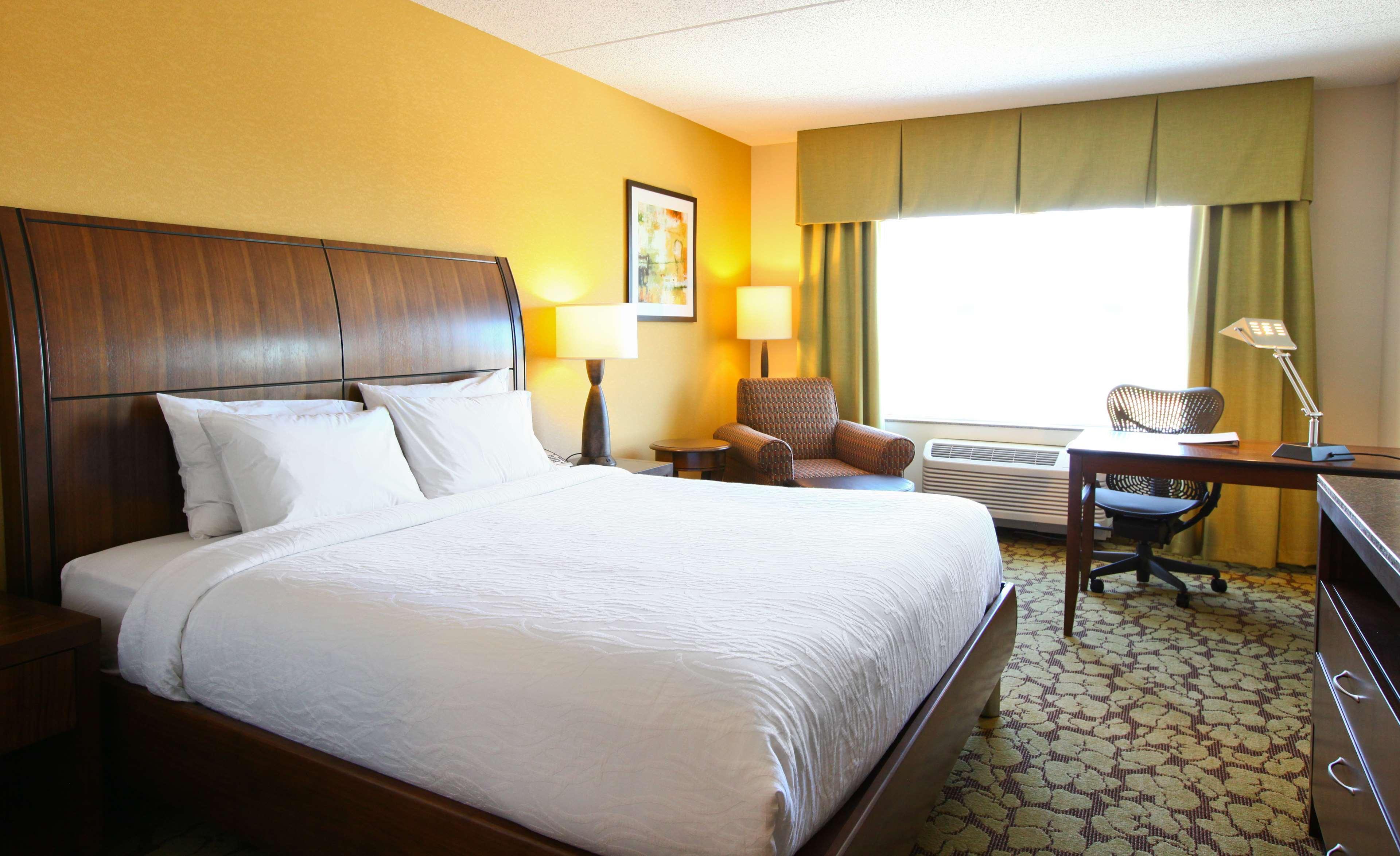 Hilton Garden Inn Olathe Zewnętrze zdjęcie