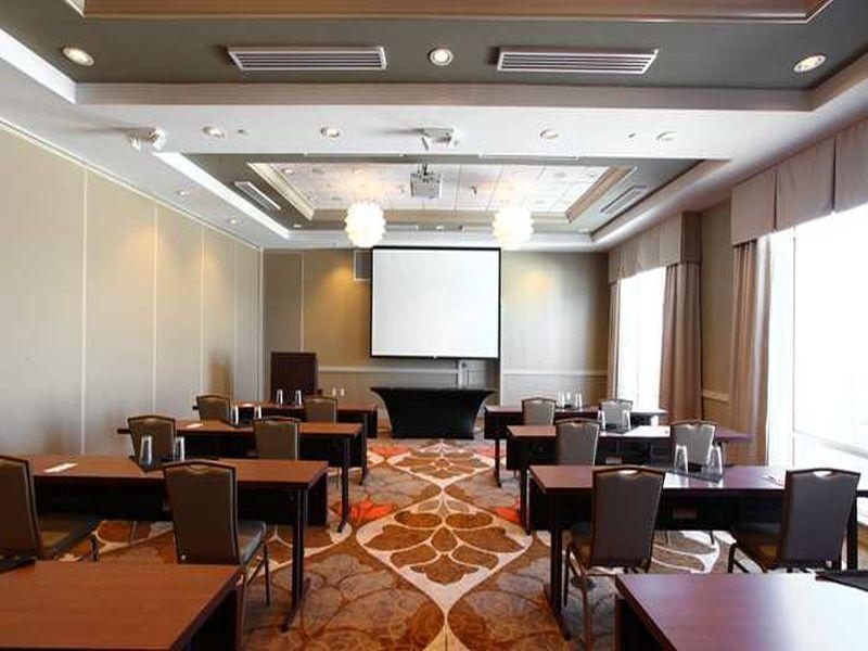 Hilton Garden Inn Olathe Zewnętrze zdjęcie